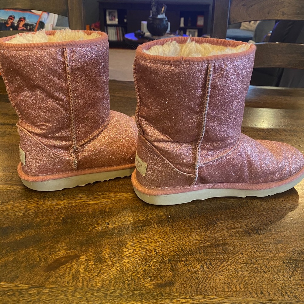 girls glitter pink uggs